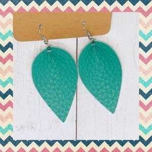 5/$25 Leather teal feather earrings on silver hook